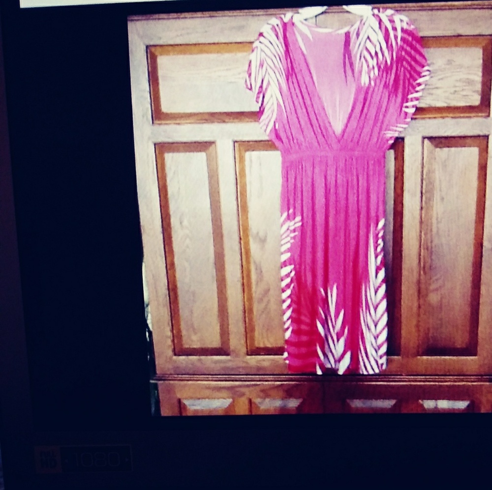 Hot Pink and White V Neck Dress Size M